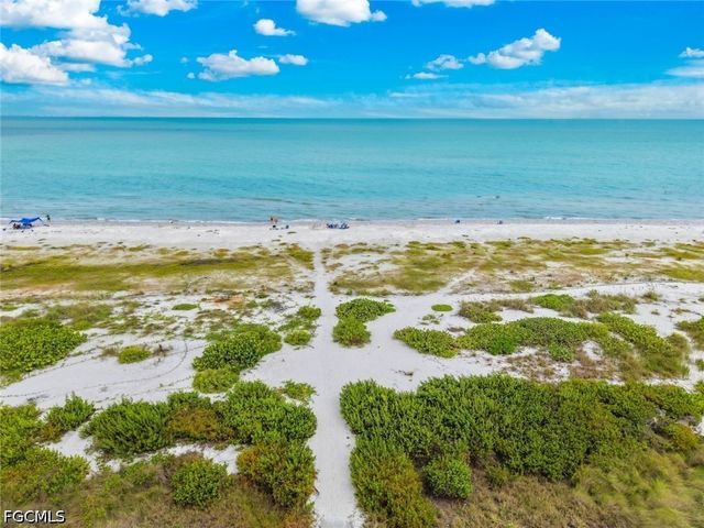 671 E Gulf DR 3A1, Sanibel, FL 33957