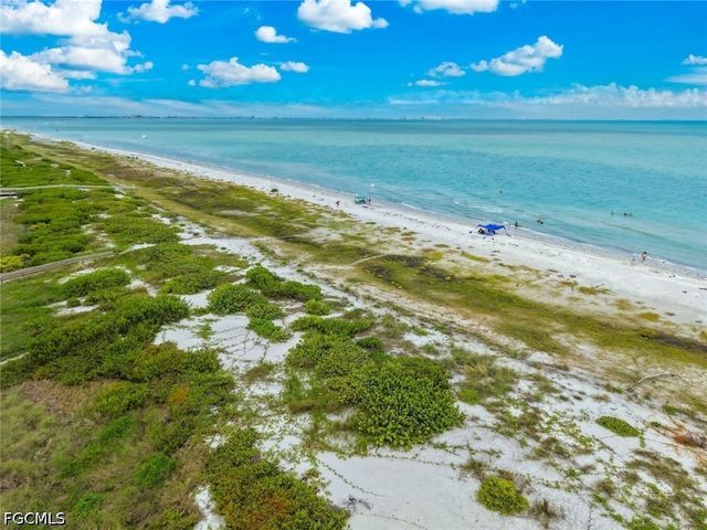 671 E Gulf DR 3A1, Sanibel, FL 33957