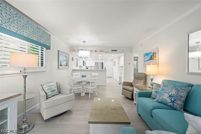 671 E Gulf DR 3A1, Sanibel, FL 33957
