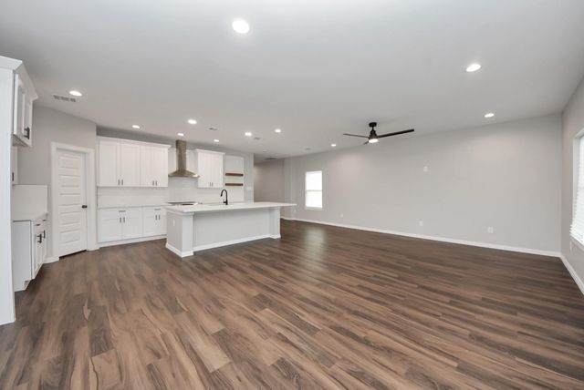 8029 Ritz Street, Houston, TX 77028