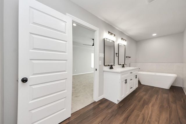 8029 Ritz Street, Houston, TX 77028