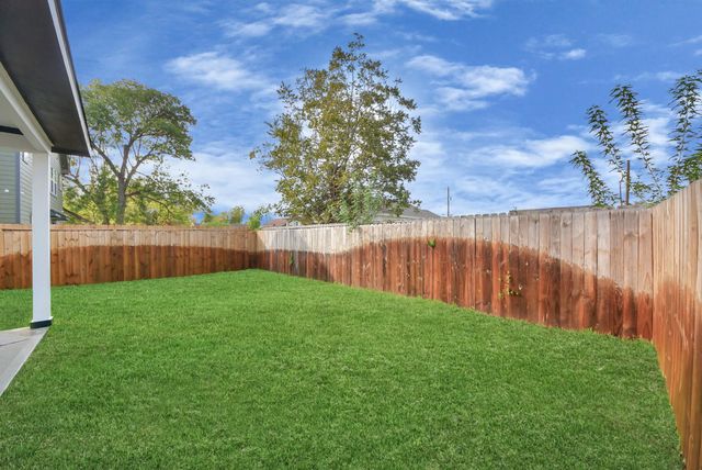 8029 Ritz Street, Houston, TX 77028