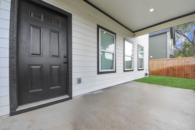 8029 Ritz Street, Houston, TX 77028