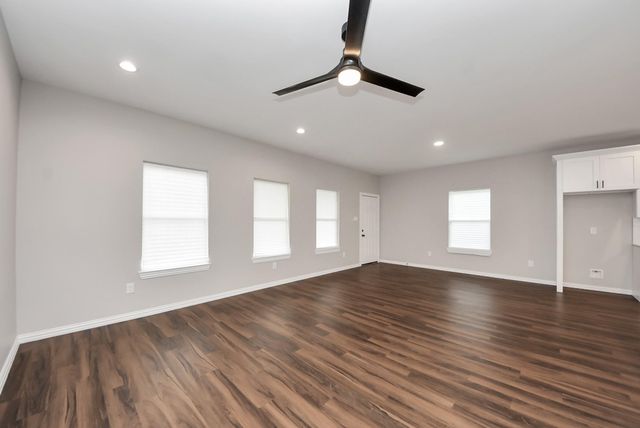 8029 Ritz Street, Houston, TX 77028