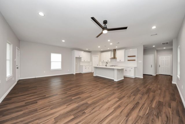 8029 Ritz Street, Houston, TX 77028