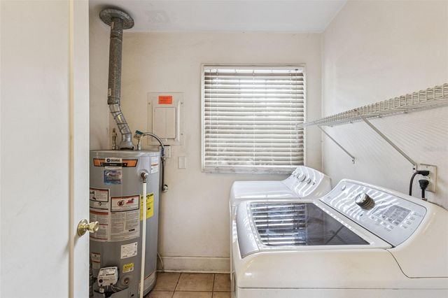 38 E MORNINGVIEW DRIVE, Eustis, FL 32726