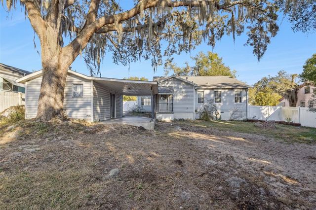 38 E MORNINGVIEW DRIVE, Eustis, FL 32726