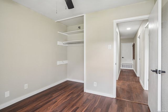 11935 Briarpath St, San Antonio, TX 78249