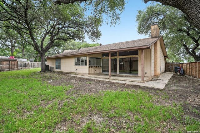 11935 Briarpath St, San Antonio, TX 78249