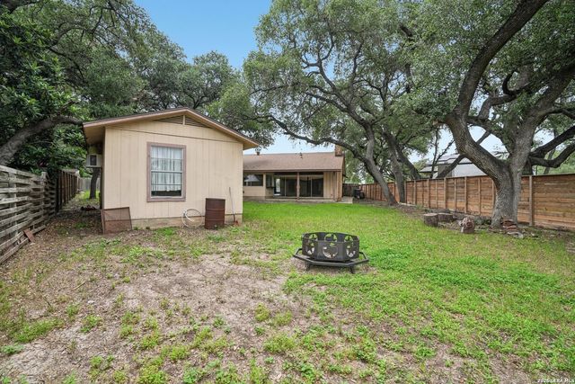 11935 Briarpath St, San Antonio, TX 78249