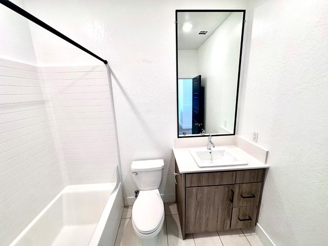 478 Mahogany Lane, Clovis, CA 93611