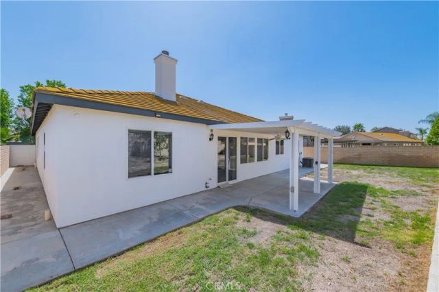 5901 Milana Drive, Eastvale, CA 92880