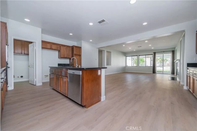 5901 Milana Drive, Eastvale, CA 92880