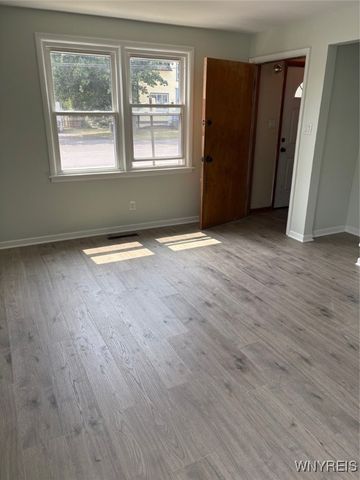 482 Ridge Street, Lewiston, NY 14092