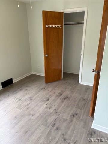 482 Ridge Street, Lewiston, NY 14092