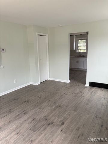 482 Ridge Street, Lewiston, NY 14092