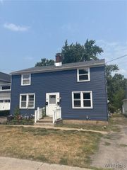 482 Ridge Street, Lewiston, NY 14092