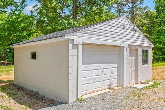 9272 US Highway 64, Trinity, NC 27370