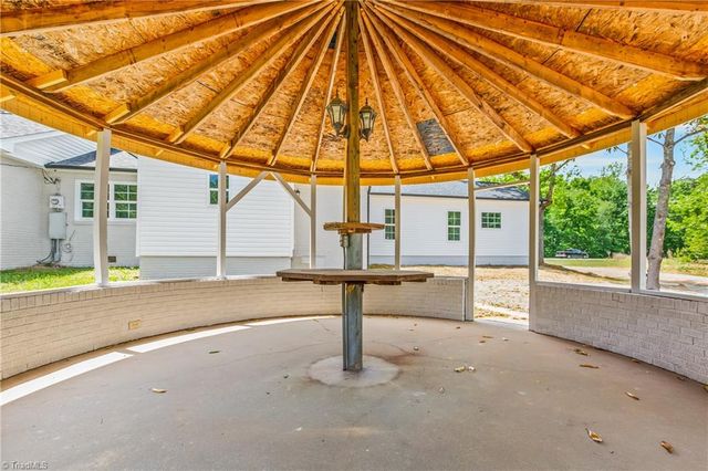 9272 US Highway 64, Trinity, NC 27370