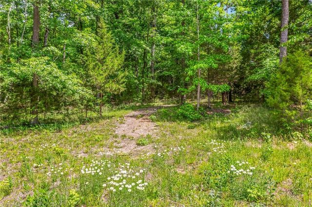 9272 US Highway 64, Trinity, NC 27370