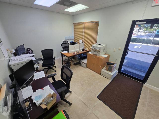 3660 NW 126th Avenue 7, Coral Springs, FL 33065