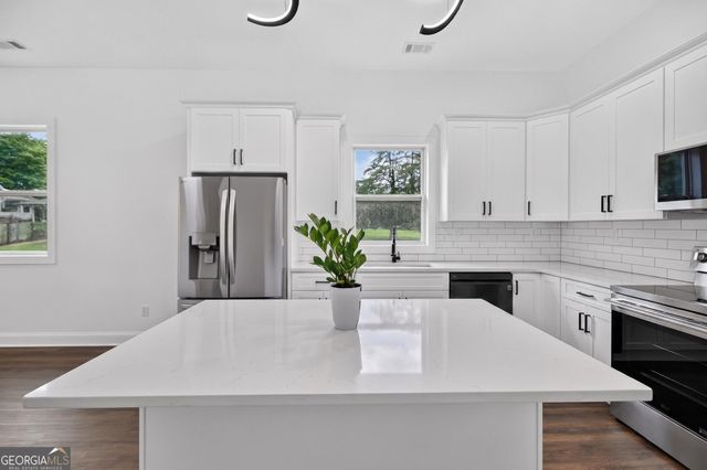 100 Marshall Avenue, Hogansville, GA 30230