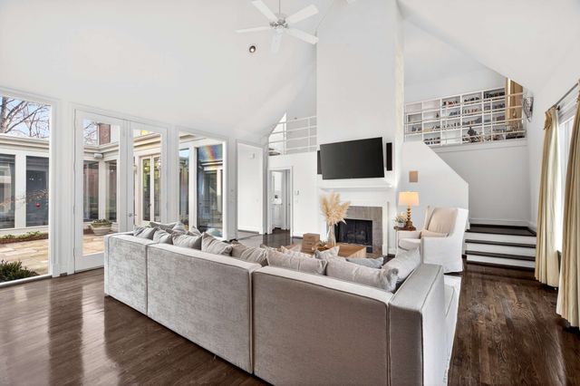 101 Abbottsford, Nashville, TN 37215