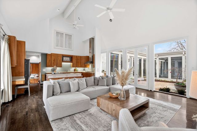 101 Abbottsford, Nashville, TN 37215