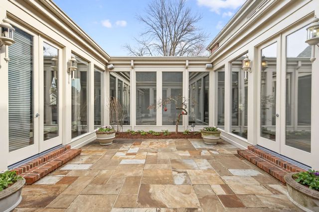 101 Abbottsford, Nashville, TN 37215