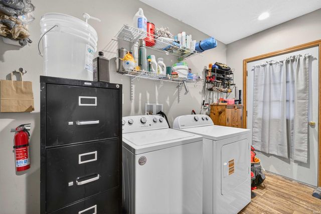 11267 E Main Street, Owensburg, IN 47453