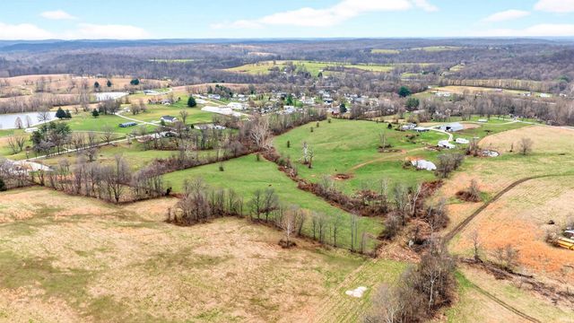 11267 E Main Street, Owensburg, IN 47453