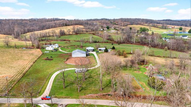 11267 E Main Street, Owensburg, IN 47453