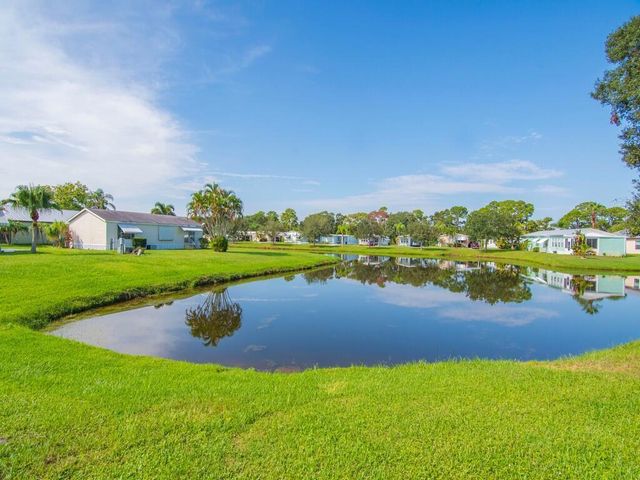 7 Violetta Lane, Port St Lucie, FL 34952