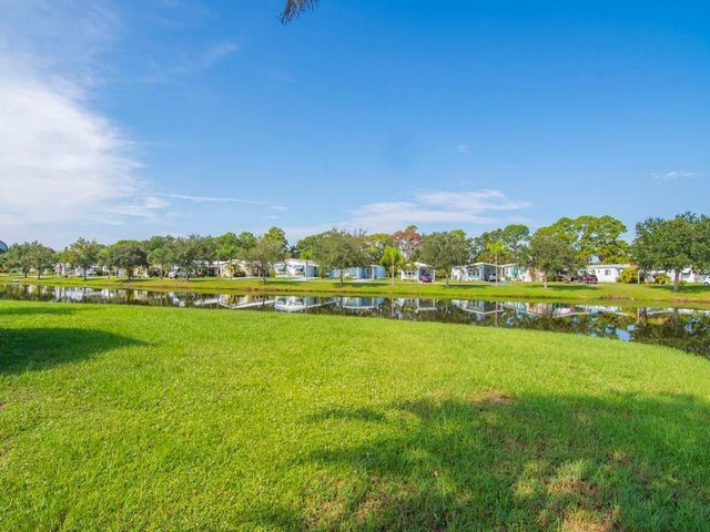 7 Violetta Lane, Port St Lucie, FL 34952