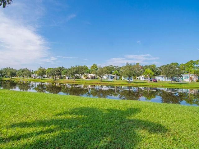 7 Violetta Lane, Port St Lucie, FL 34952