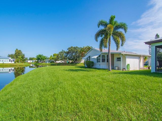 7 Violetta Lane, Port St Lucie, FL 34952