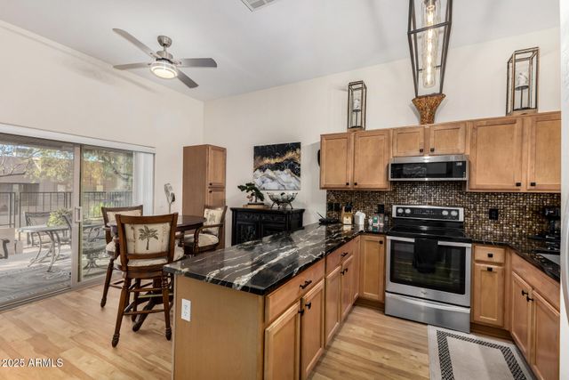 948 S LAWTHER Drive, Apache Junction, AZ 85120