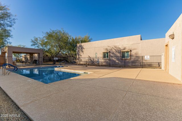 948 S LAWTHER Drive, Apache Junction, AZ 85120