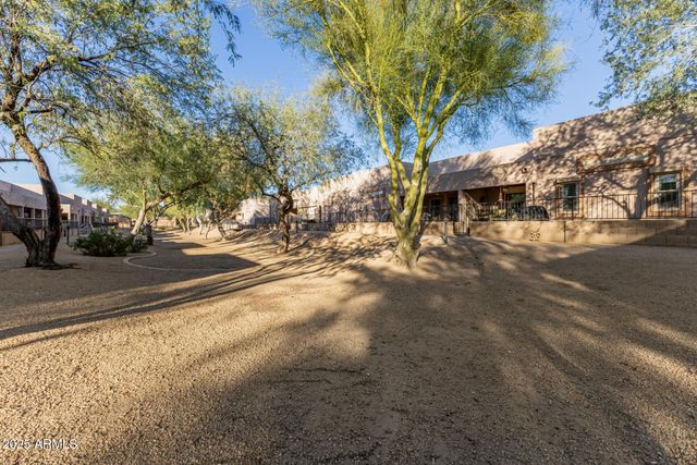 948 S LAWTHER Drive, Apache Junction, AZ 85120