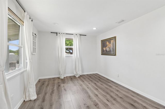 8043 124TH STREET, Seminole, FL 33772