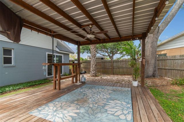 8043 124TH STREET, Seminole, FL 33772
