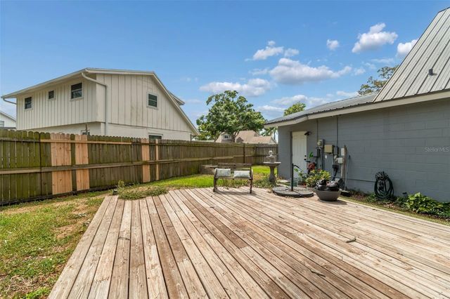 8043 124TH STREET, Seminole, FL 33772