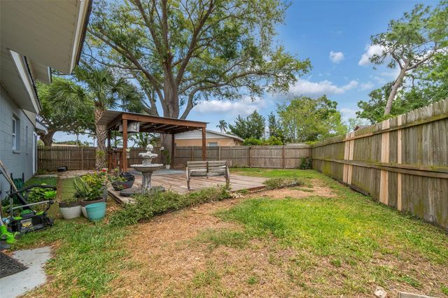 8043 124TH STREET, Seminole, FL 33772