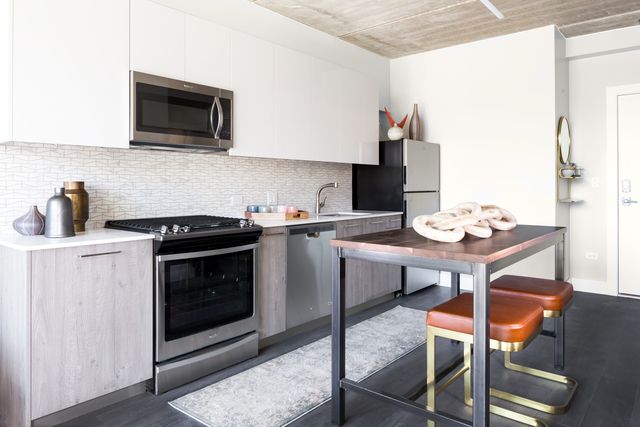 1640 W Division Street 301M, Chicago, IL 60622