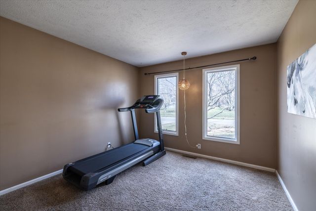 17087 WEIR Street, Omaha, NE 68135