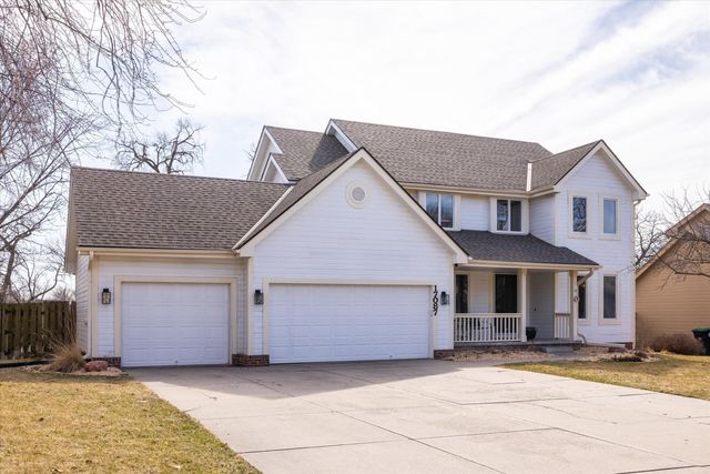 17087 WEIR Street, Omaha, NE 68135