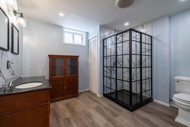 17087 WEIR Street, Omaha, NE 68135