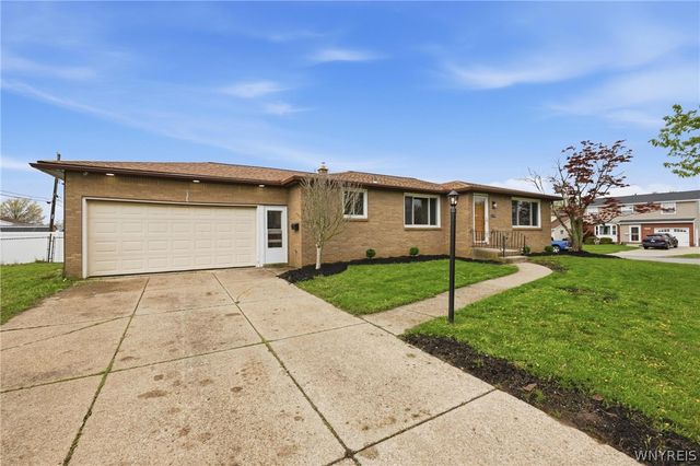 215 Steven Drive, Cheektowaga, NY 14227