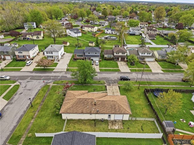 215 Steven Drive, Cheektowaga, NY 14227