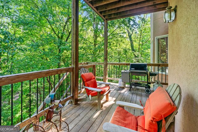 5105 Jett Forest Trail NW, Sandy Springs, GA 30327